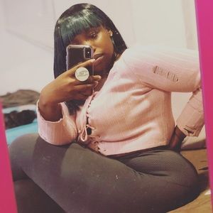 Meet your Posher, Denai